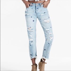 Lucky Brand sienna slim boyfriend jeans